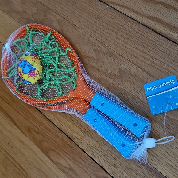 Pool/Swim Set: 2 Inflatable Swim Rings, Splash Catcher Game, & 12 Dive Rings NWT - Picture 4 of 6